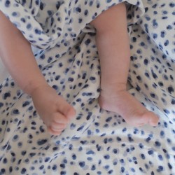 Le lange XL pois bleus Joli...